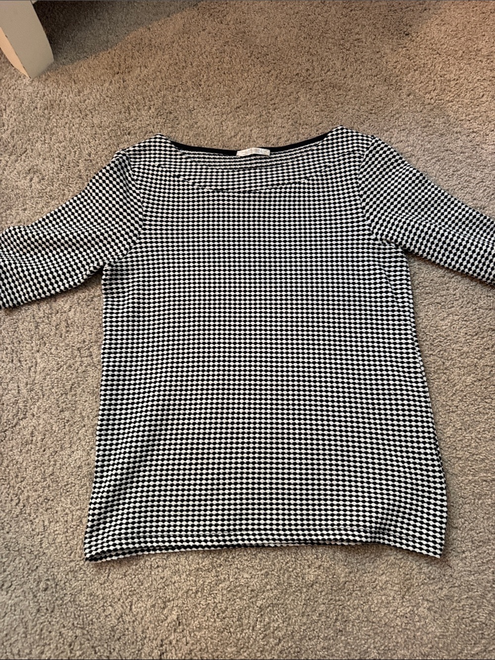 Zara Black & White Houndstooth Knit Top